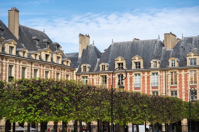 A Local’s Perspective: Your Ultimate Paris Tour Guide